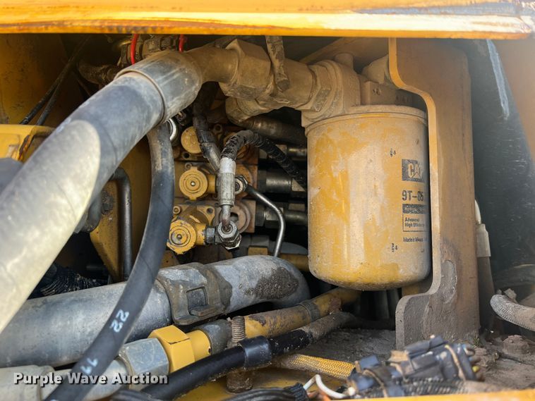 image for item MM9198 2007 Caterpillar D6N LGP  dozer