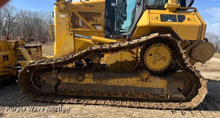 image for item MM9198 2007 Caterpillar D6N LGP  dozer