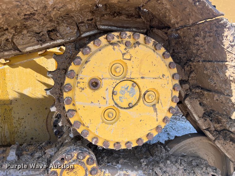 image for item MM9198 2007 Caterpillar D6N LGP  dozer