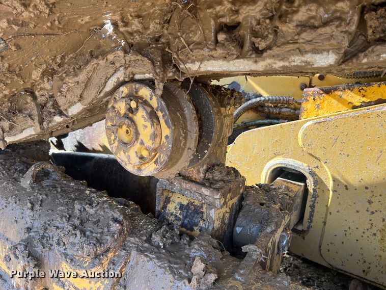 image for item MM9198 2007 Caterpillar D6N LGP  dozer