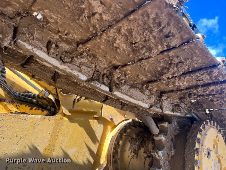 image for item MM9198 2007 Caterpillar D6N LGP  dozer