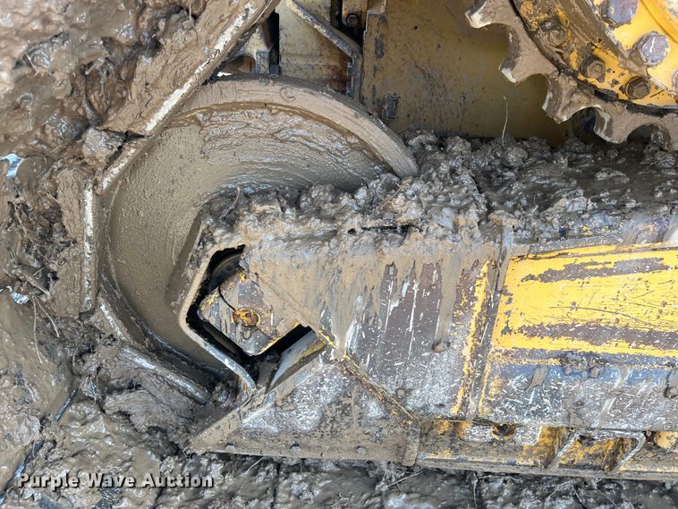 image for item MM9198 2007 Caterpillar D6N LGP  dozer