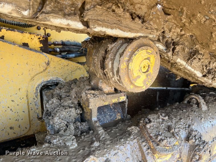 image for item MM9198 2007 Caterpillar D6N LGP  dozer