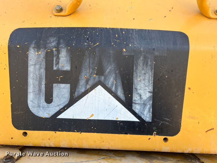 image for item MM9198 2007 Caterpillar D6N LGP  dozer