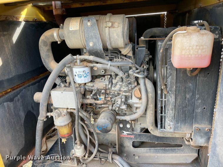 image for item MM9312 2011 Vermeer LP855DT  vacuum excavator