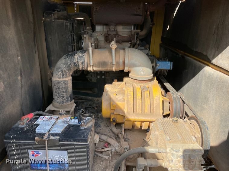 image for item MM9312 2011 Vermeer LP855DT  vacuum excavator