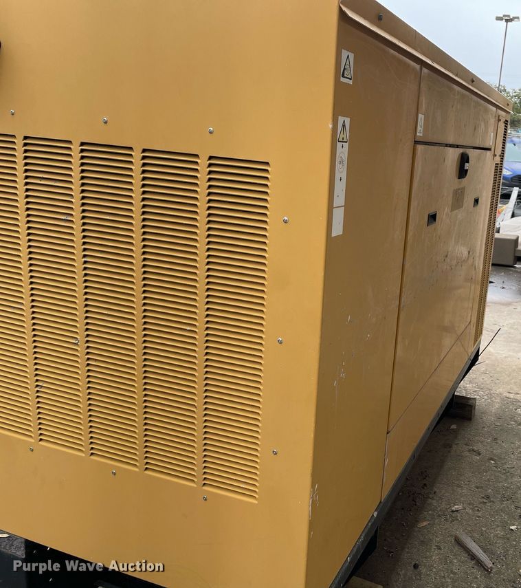 image for item MM9352 1999 Olympian D50P1  generator