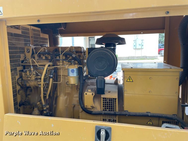 image for item MM9352 1999 Olympian D50P1  generator