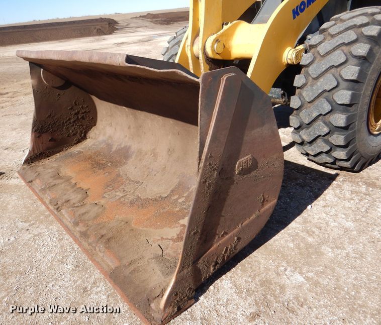 image for item MP9093 2003 Komatsu WA400-5L  wheel loader