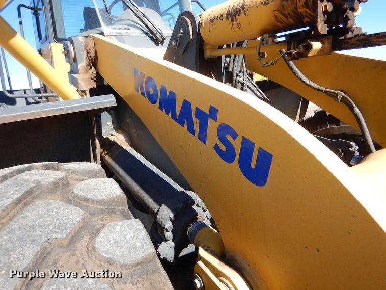 image for item MP9093 2003 Komatsu WA400-5L  wheel loader