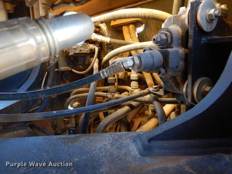 image for item MP9093 2003 Komatsu WA400-5L  wheel loader