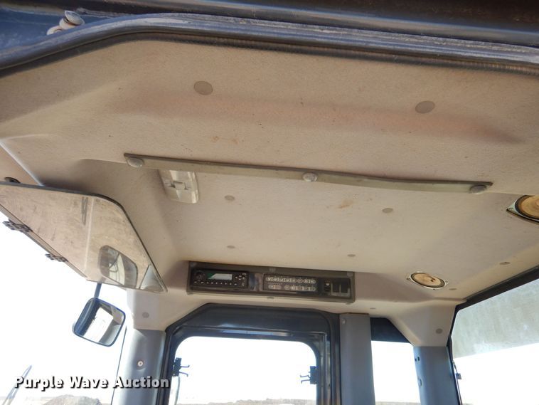 image for item MP9093 2003 Komatsu WA400-5L  wheel loader