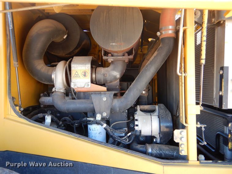 image for item MP9093 2003 Komatsu WA400-5L  wheel loader