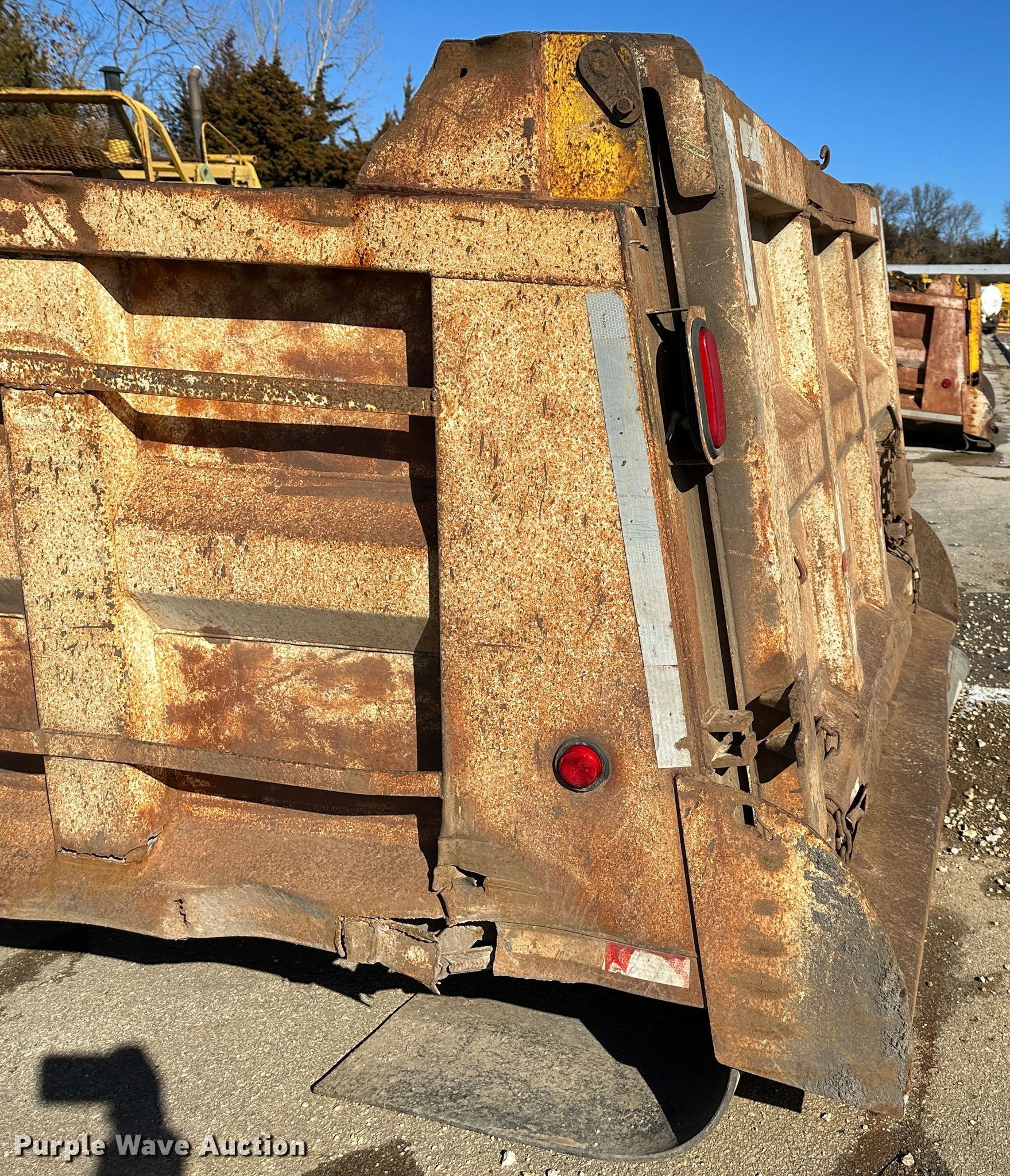 Ox Bodies dump bed in Shawnee, KS Item DR6011 sold Purple Wave