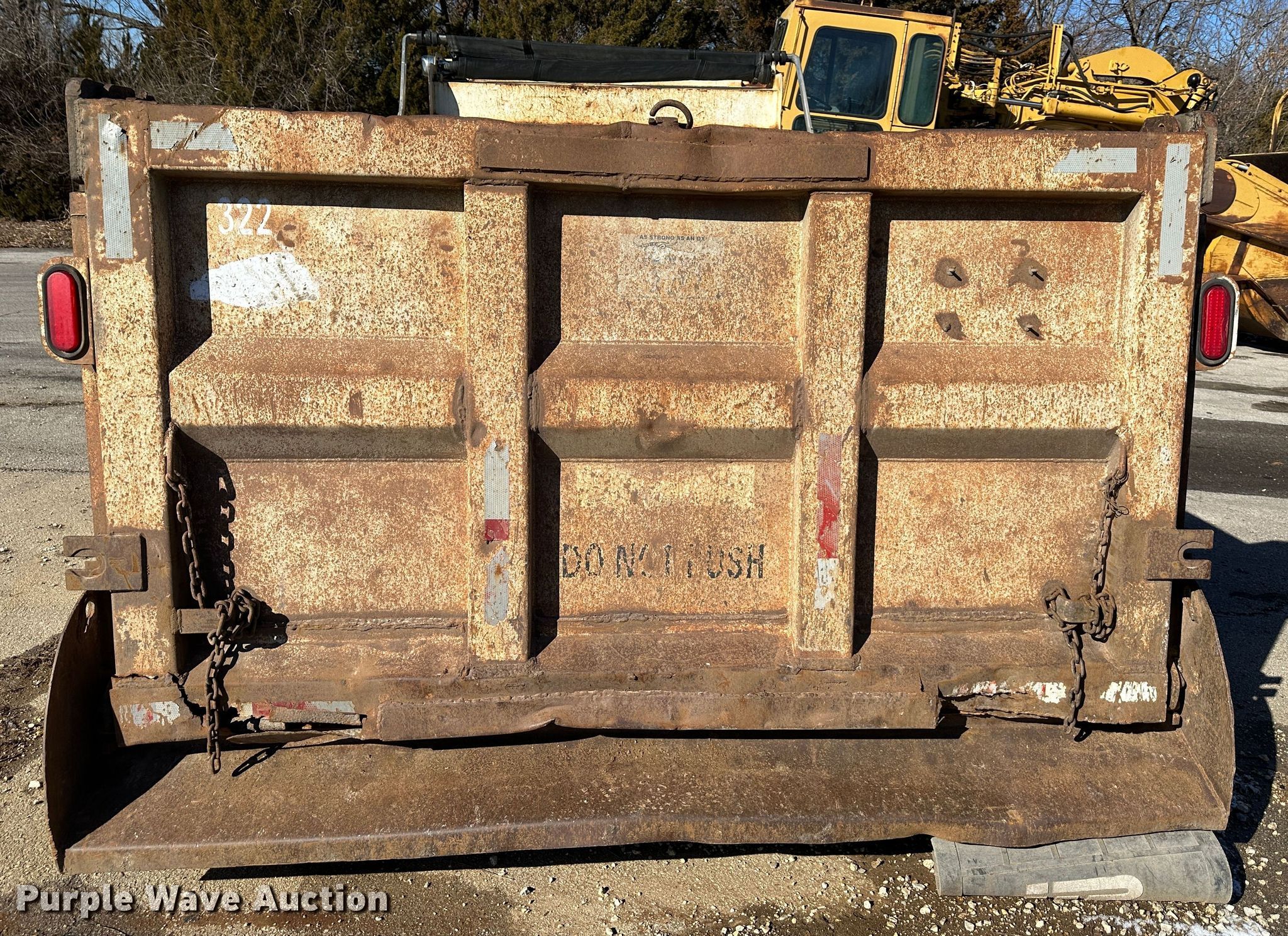 Ox Bodies dump bed in Shawnee, KS Item DR6011 sold Purple Wave