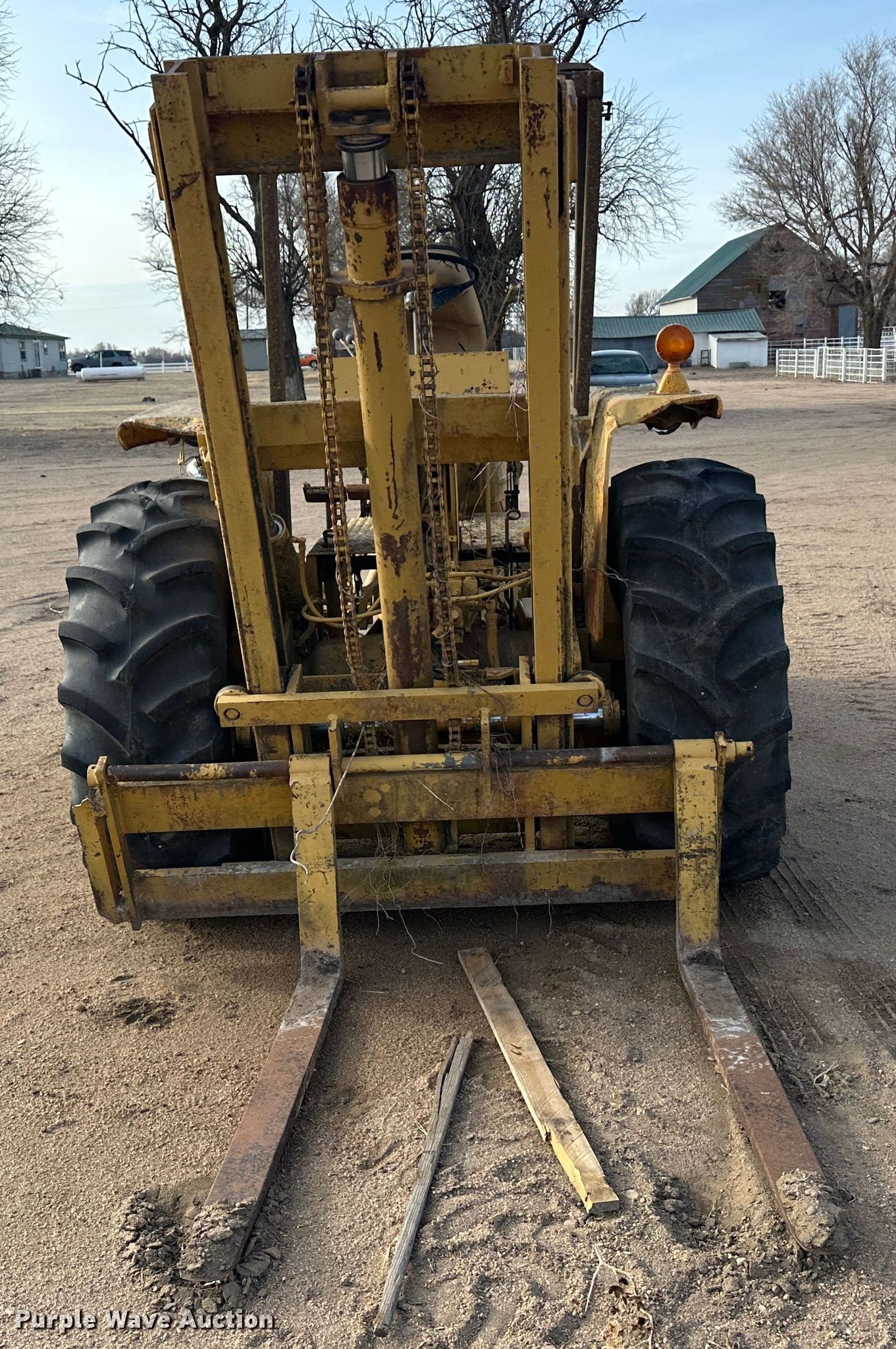 KD Manufacturing 355GT forklift in Kinsley, KS Item LT9173 sold