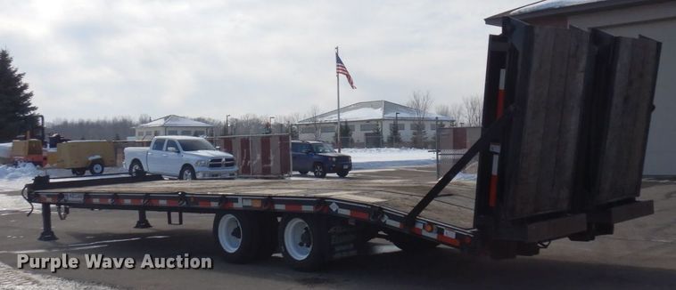 image for item AF9256 2011 Felling FT-40-2LP  paver special trailer