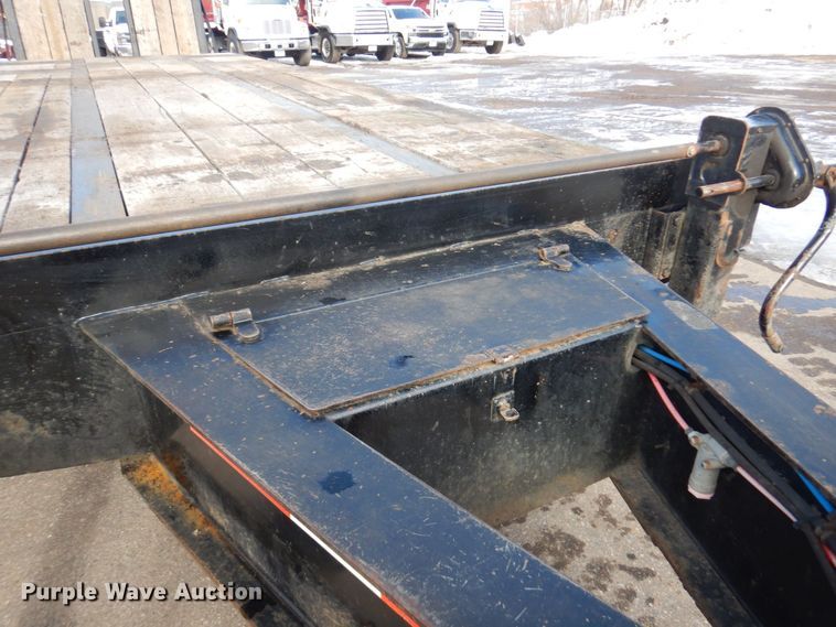 image for item AF9256 2011 Felling FT-40-2LP  paver special trailer