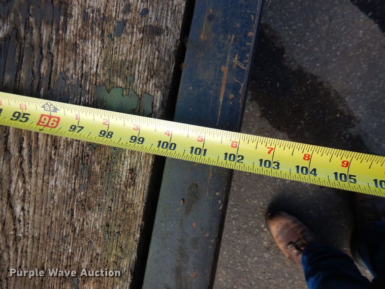 image for item AF9256 2011 Felling FT-40-2LP  paver special trailer