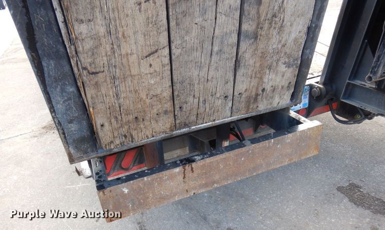 image for item AF9256 2011 Felling FT-40-2LP  paver special trailer