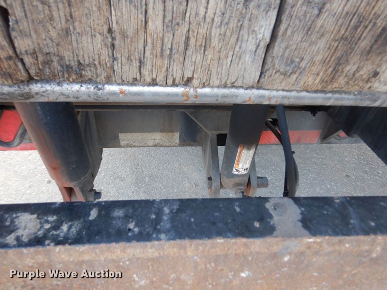 image for item AF9256 2011 Felling FT-40-2LP  paver special trailer