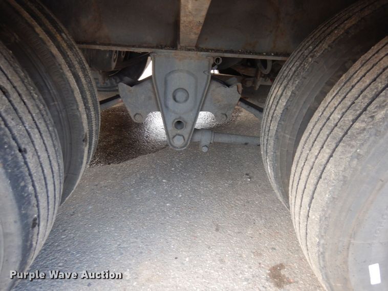 image for item AF9256 2011 Felling FT-40-2LP  paver special trailer