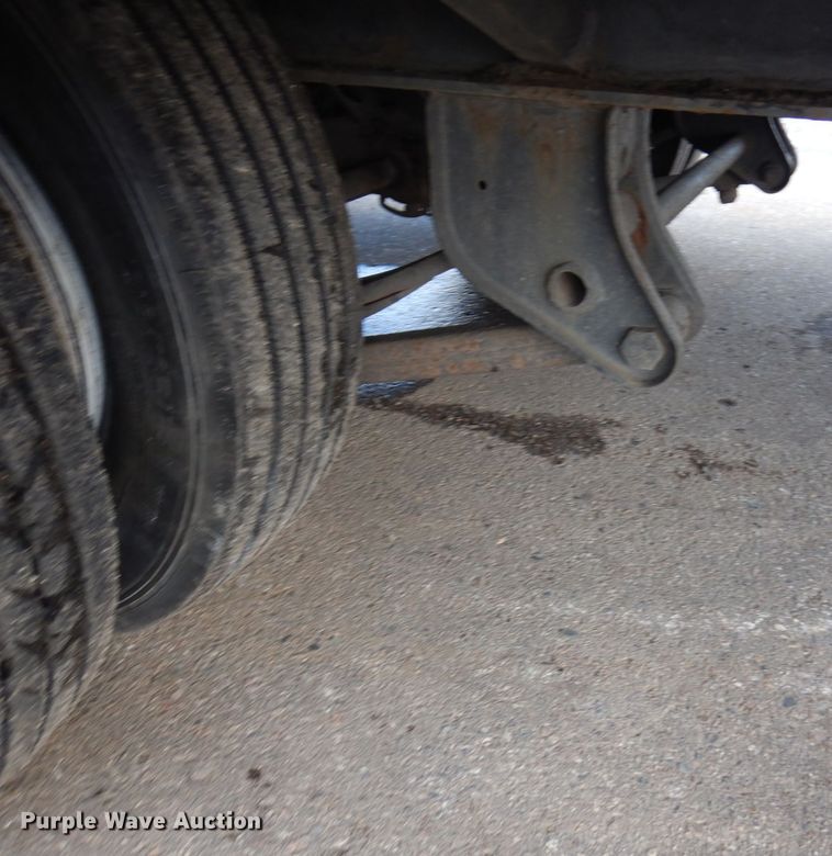 image for item AF9256 2011 Felling FT-40-2LP  paver special trailer