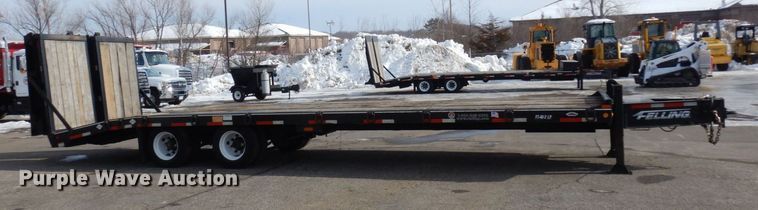image for item AF9257 2014 Felling FT-40-2LP  paver special trailer