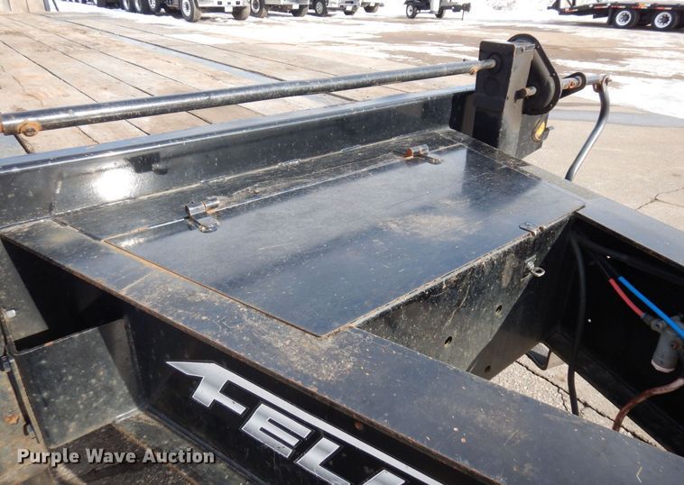 image for item AF9257 2014 Felling FT-40-2LP  paver special trailer