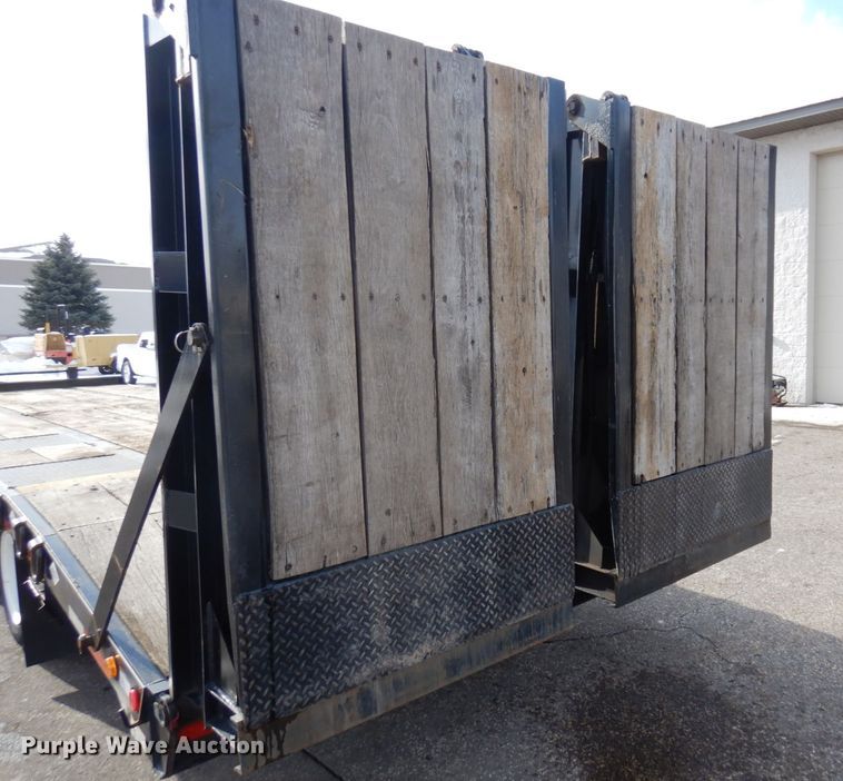 image for item AF9257 2014 Felling FT-40-2LP  paver special trailer