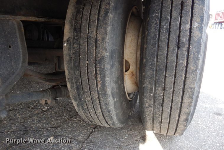 image for item AF9257 2014 Felling FT-40-2LP  paver special trailer