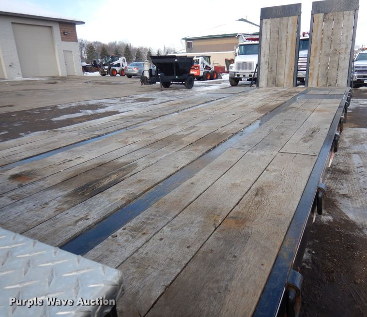 image for item AF9258 2018 Felling FT-40-2LP  equipment trailer