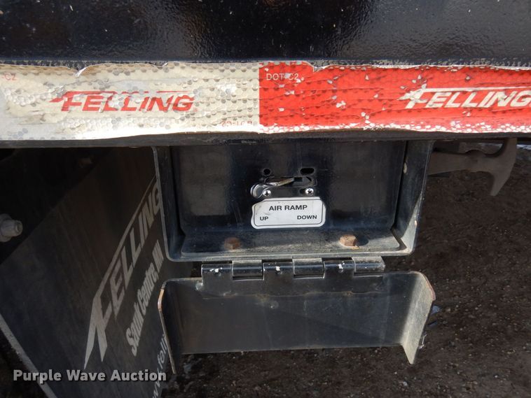 image for item AF9258 2018 Felling FT-40-2LP  equipment trailer