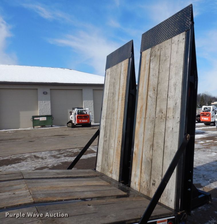 image for item AF9258 2018 Felling FT-40-2LP  equipment trailer