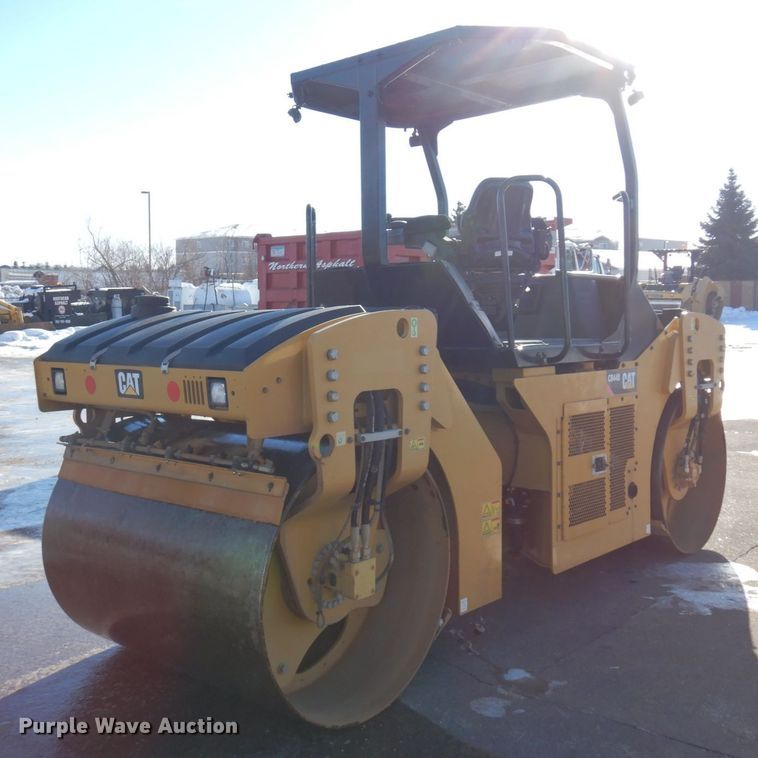 image for item AF9266 2015 Caterpillar CB44B  double drum vibratory roller