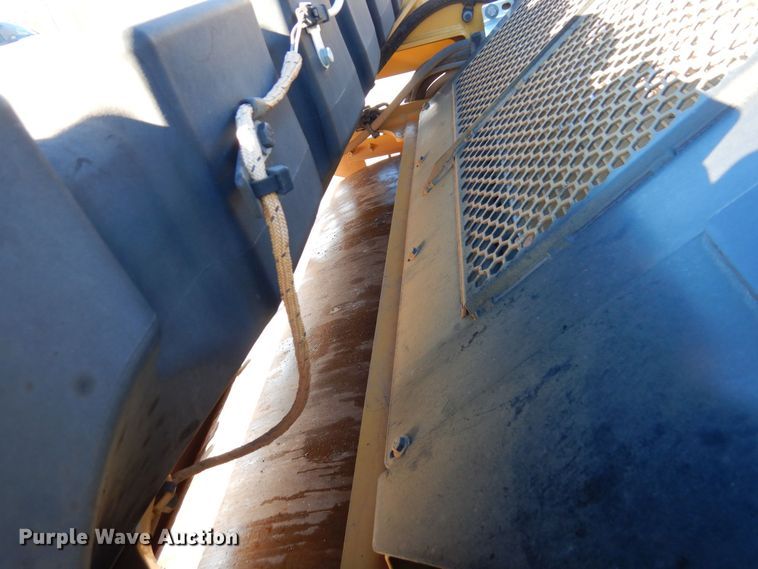 image for item AF9266 2015 Caterpillar CB44B  double drum vibratory roller