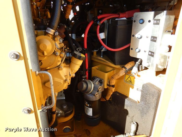 image for item AF9266 2015 Caterpillar CB44B  double drum vibratory roller