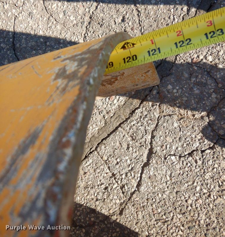 image for item AF9267 2018 Mauldin M413XT  maintainer