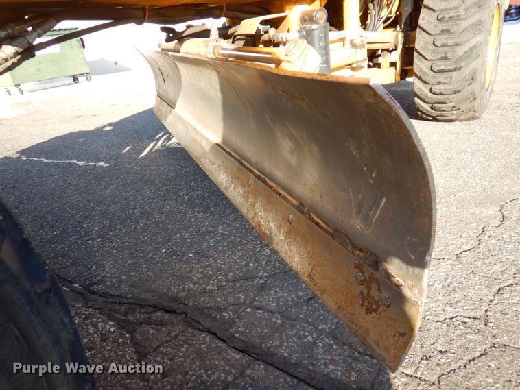 image for item AF9267 2018 Mauldin M413XT  maintainer