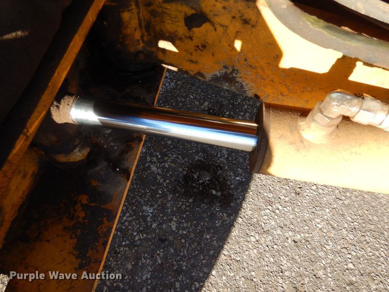 image for item AF9267 2018 Mauldin M413XT  maintainer