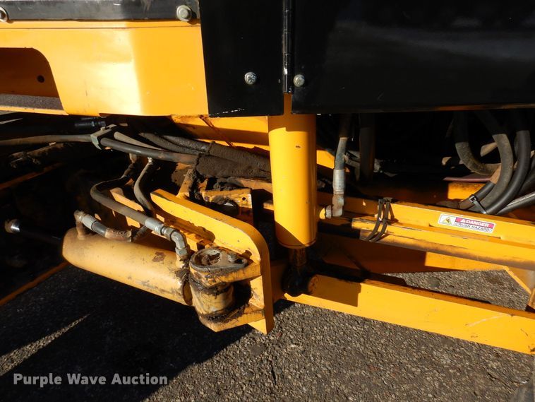 image for item AF9267 2018 Mauldin M413XT  maintainer