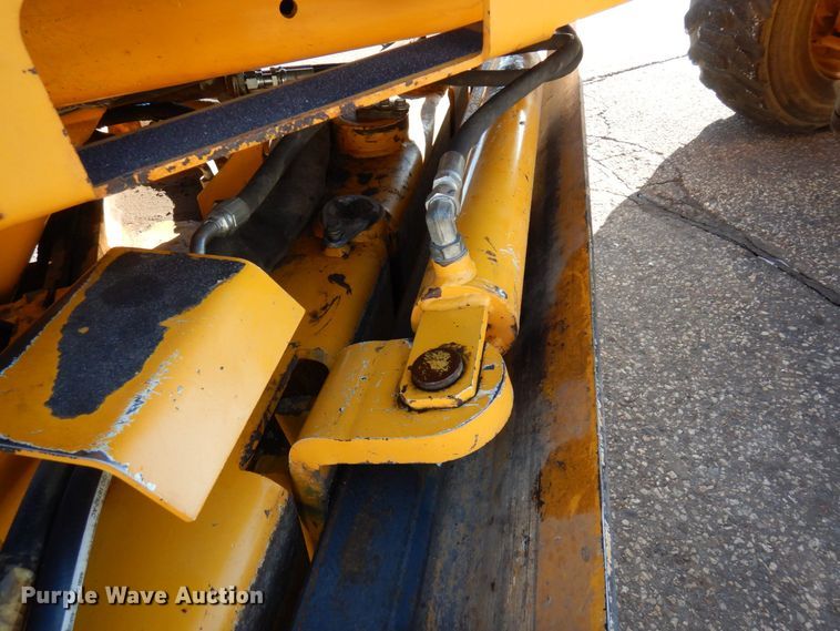 image for item AF9267 2018 Mauldin M413XT  maintainer