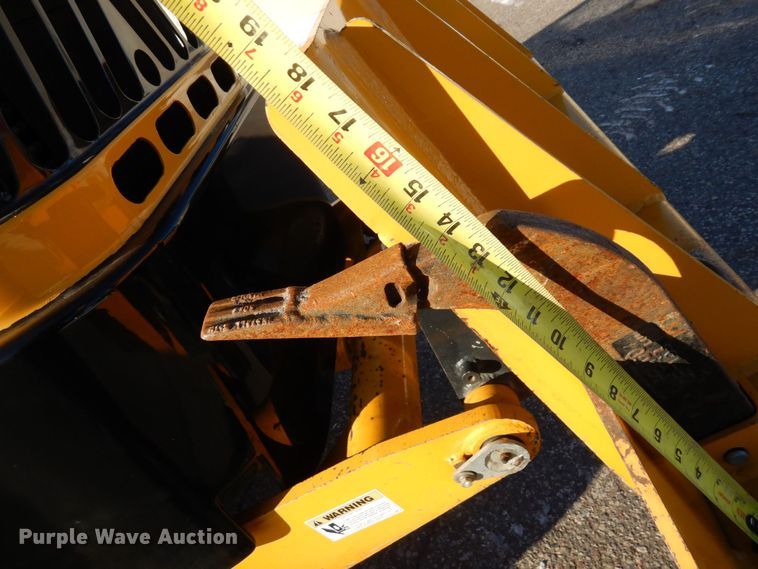 image for item AF9267 2018 Mauldin M413XT  maintainer