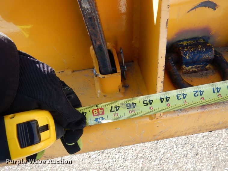 image for item AF9267 2018 Mauldin M413XT  maintainer