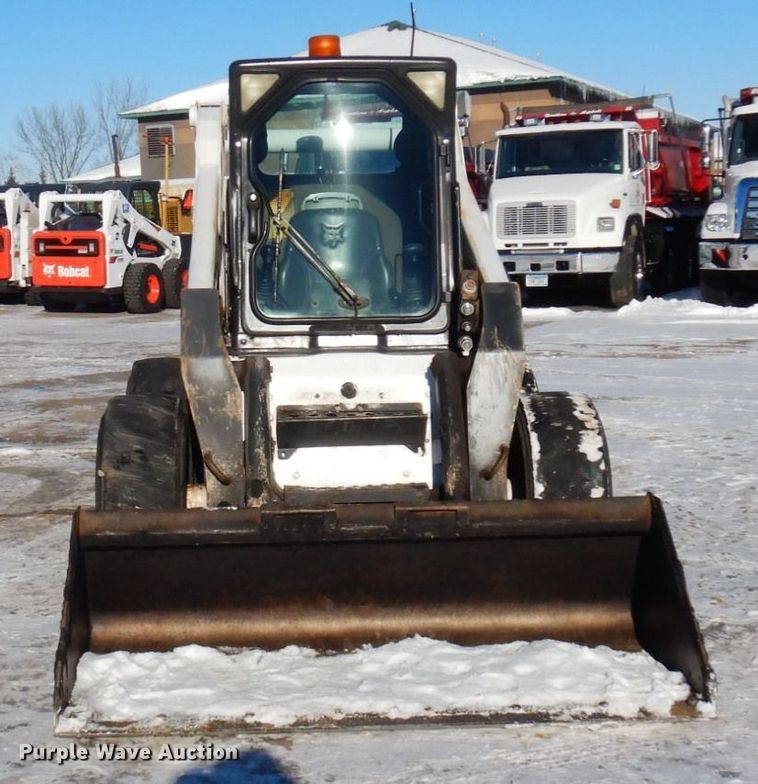 image for item AF9268 2008 Bobcat S300  skid steer loader