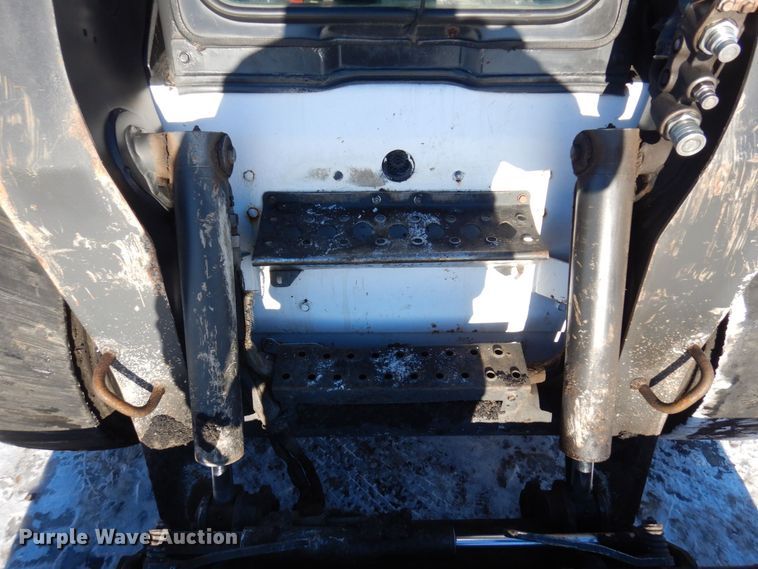 image for item AF9268 2008 Bobcat S300  skid steer loader