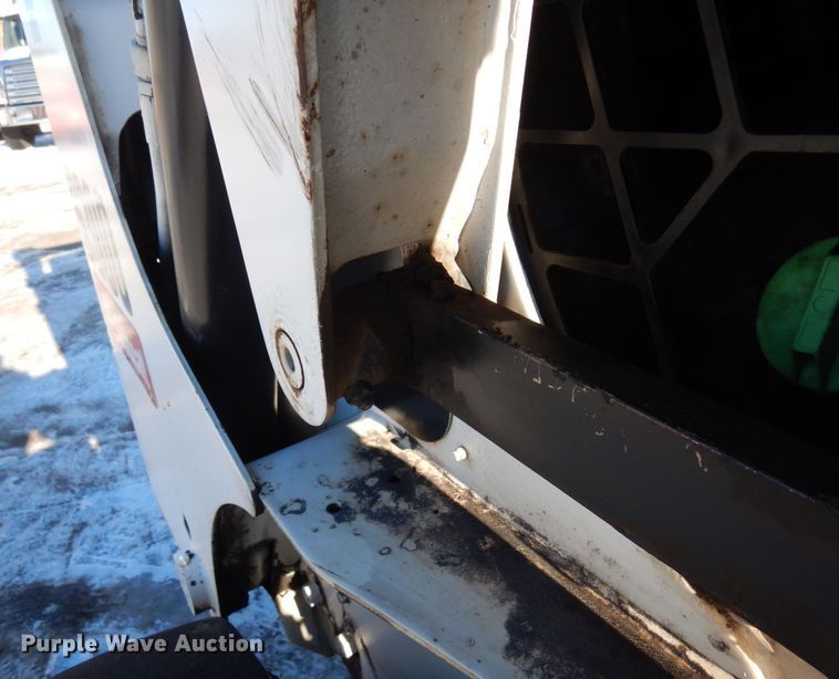 image for item AF9268 2008 Bobcat S300  skid steer loader