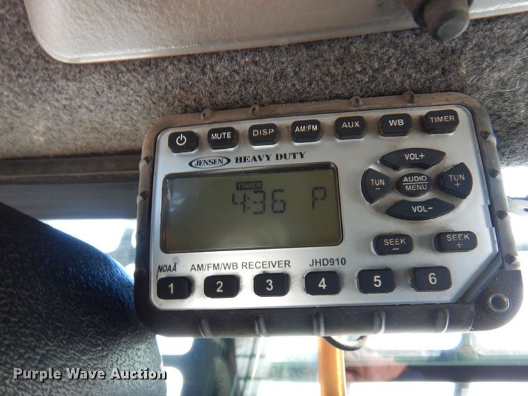 image for item AF9268 2008 Bobcat S300  skid steer loader