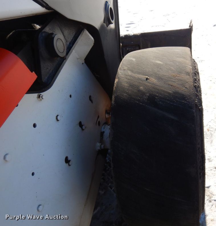 image for item AF9268 2008 Bobcat S300  skid steer loader