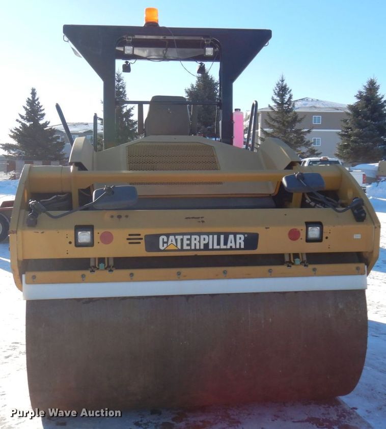 image for item AF9271 2014 Caterpillar CB-64  double drum vibratory roller